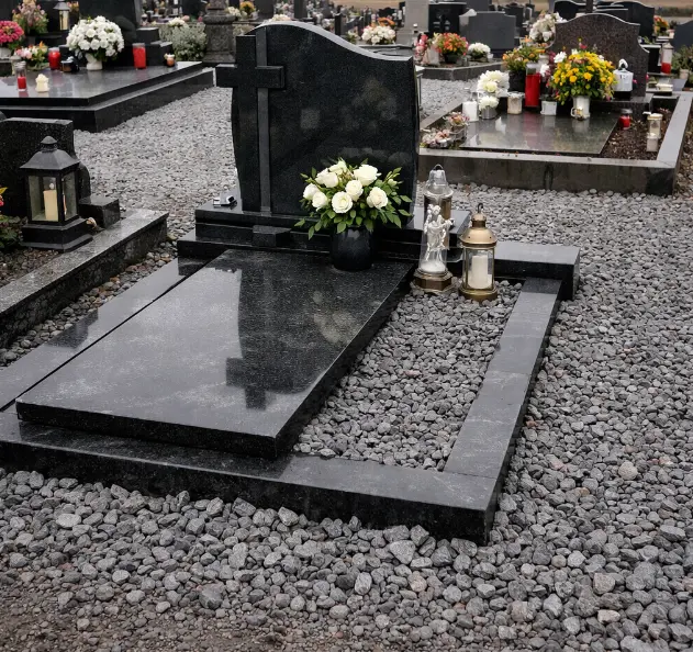 Pilka dekoratyvinė skalda Skaudvilėje